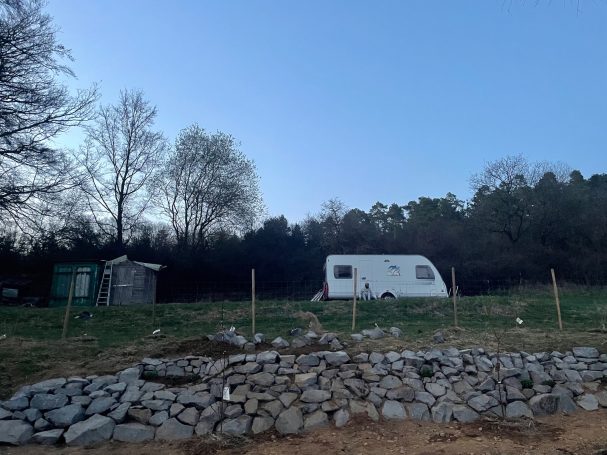 Trockenmauer Basalt Trockenmauer aus Basalt